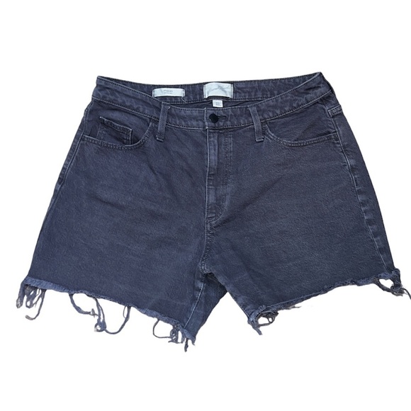 Universal Thread Vintage Midi Gray Lightwash Shorts - Picture 1 of 7